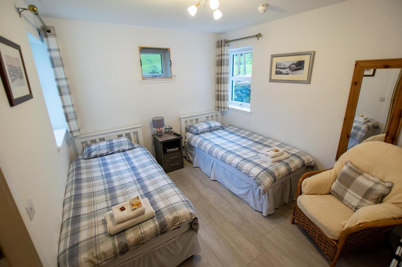 Corran Bunkhouse Hotel Exterior photo